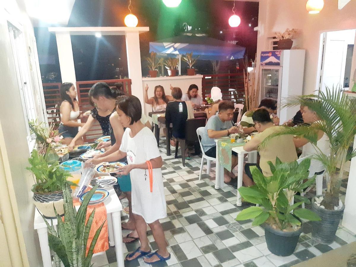 Sandstorm Lodge And Cafe Puerto Galera Kültér fotó