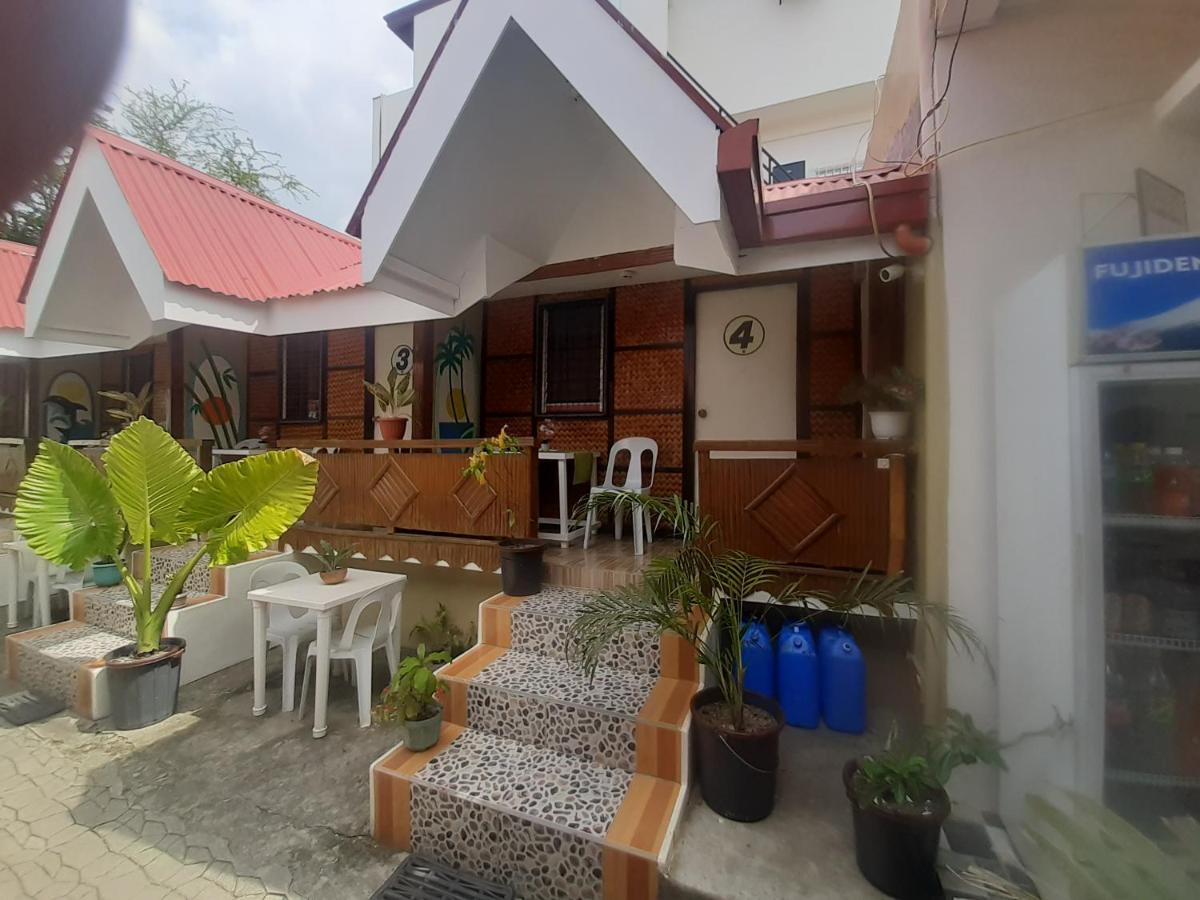 Sandstorm Lodge And Cafe Puerto Galera Kültér fotó
