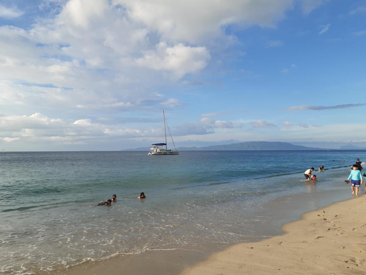 Sandstorm Lodge And Cafe Puerto Galera Kültér fotó