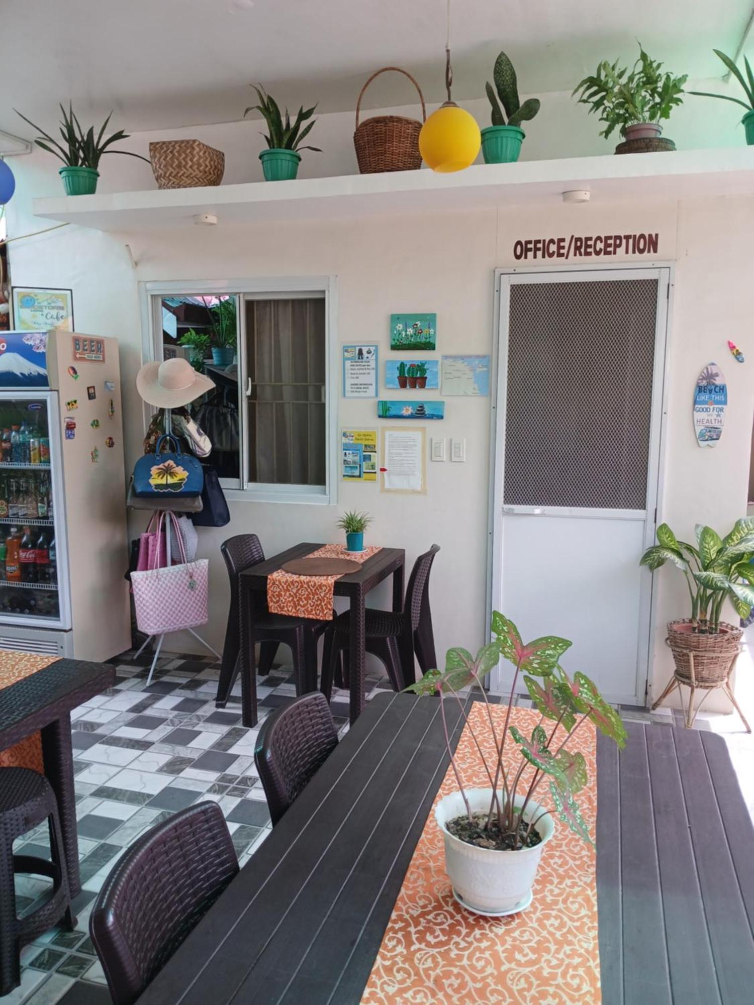 Sandstorm Lodge And Cafe Puerto Galera Kültér fotó